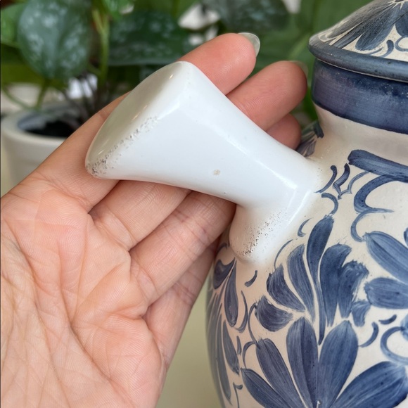 Vintage Painted Floral Ceramic Jar Vessel Blue & White Decor - Picture 5 of 17